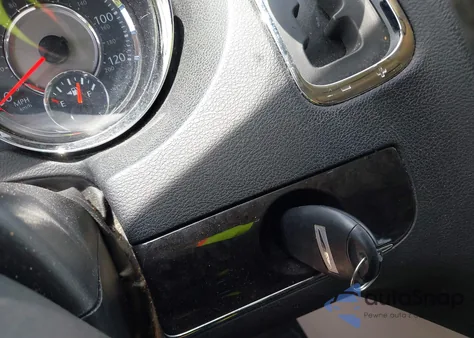 2016 Chrysler Town & Country Touring from USA, damaged, VIN 2C4RC1BG1GR173993